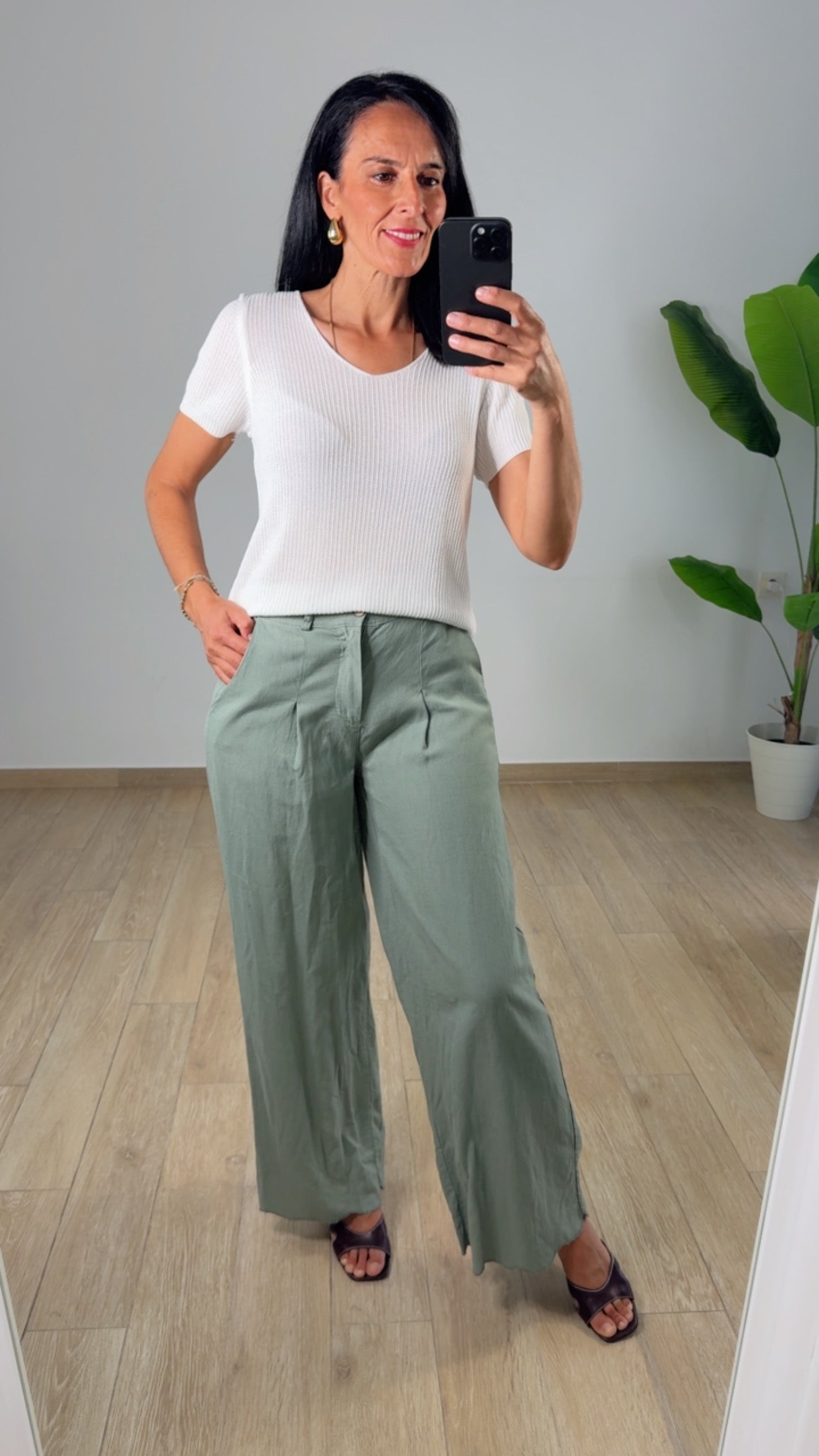 Pantalón lino verde esencial
