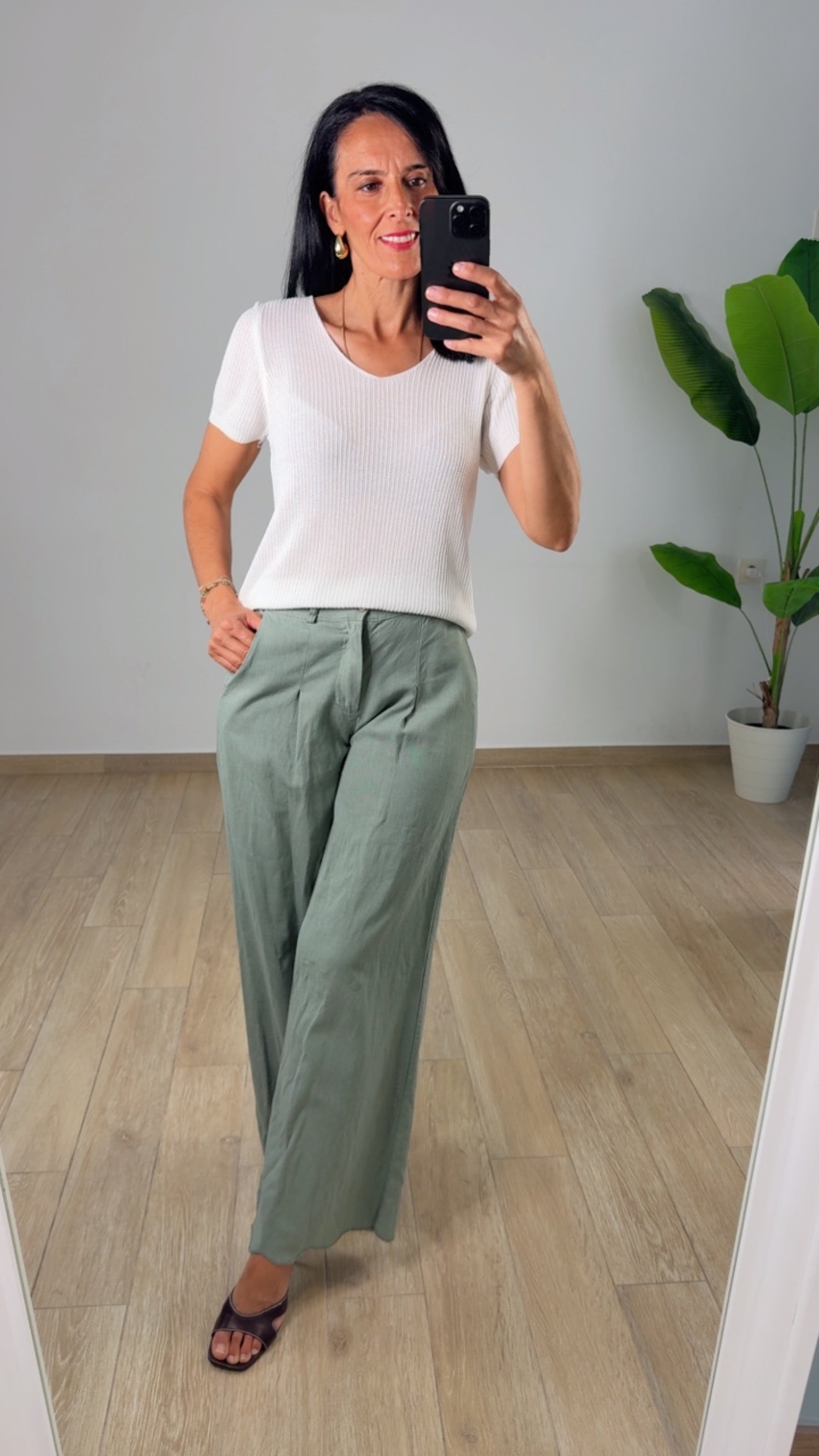 Pantalón lino verde esencial